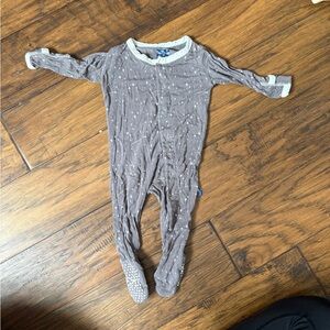Kickee Pants Gray Star Pattern Footie